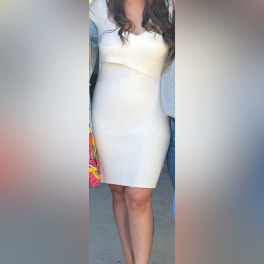 SWEATER DRESS - Picture 2 of 5
